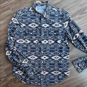 GAP Men's Navy Aztec Pattern Shirt